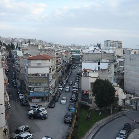 Leoforos 28Is Oktovriou Apartment เทสซาโลนิกิ ภายนอก รูปภาพ