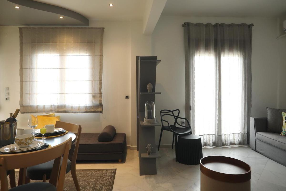 Leoforos 28Is Oktovriou Apartment เทสซาโลนิกิ ภายนอก รูปภาพ