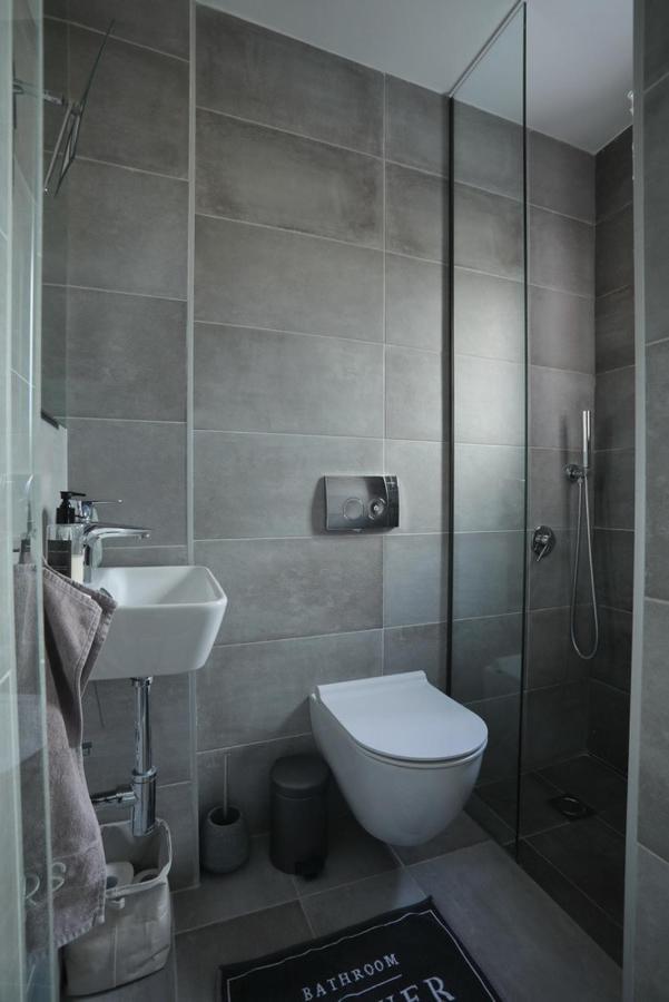 Leoforos 28Is Oktovriou Apartment เทสซาโลนิกิ ภายนอก รูปภาพ