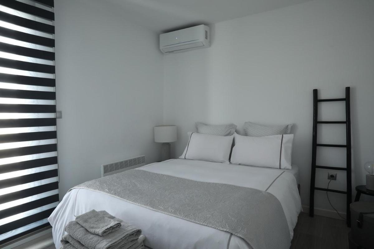 Leoforos 28Is Oktovriou Apartment เทสซาโลนิกิ ภายนอก รูปภาพ