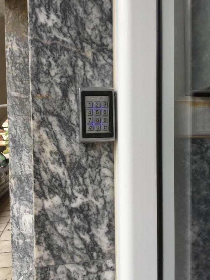 Leoforos 28Is Oktovriou Apartment เทสซาโลนิกิ ภายนอก รูปภาพ